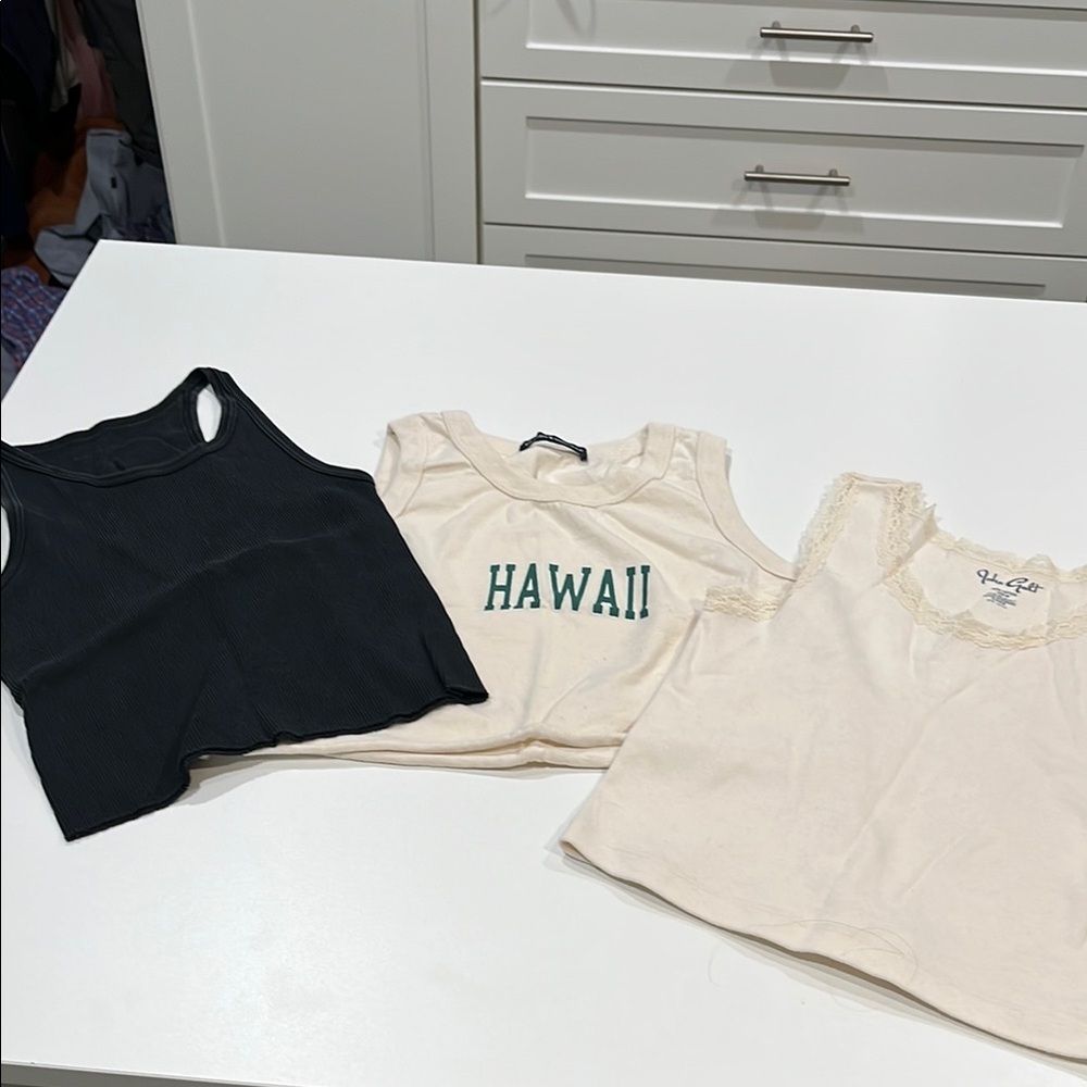 Brandy Melville bundle black tank top,  Hawaii cropped tank, Lacey tank.